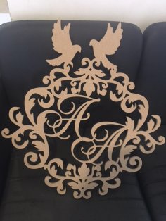 Monogram ve Güvercinler İçeren Ücretsiz Düğün Amblemi Vektörü