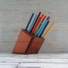 Ofis ve Çalışma Masası için Modern Kalemlik Ücretsiz Vektör
