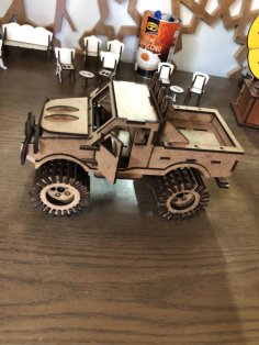 Jeep SUV 3D Puzzle Ücretsiz Vektör