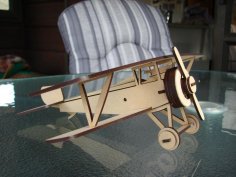Lazer Kesim Savaş Uçağı Nieuport 17 Ücretsiz Vektör
