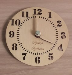 Lazer Kesim Büyük Duvar Saati Şablonu Ücretsiz Vektör