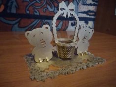 Lazer Kesim Kadınlar Günü Dekorasyonu Ayı 3D Model Ücretsiz Vektör