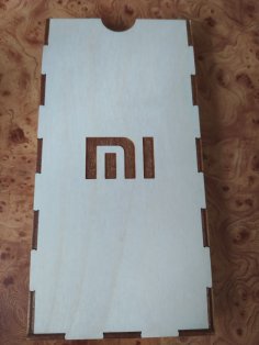 Lazer Kesim Redmi Note 7 Ahşap Telefon Kılıfı Ücretsiz Vektör