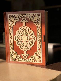 Lazer Kesim Dekoratif Ahşap Kitap Kutusu Ücretsiz Vektör