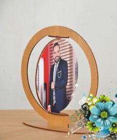 Lazer Kesim Dönen Fotoğraf Çerçevesi Ücretsiz Vektör