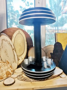 Lazer Kesim Dambıl Şeklinde Mini Bar Ücretsiz Vektör
