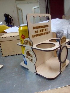 Lazer Kesim Kontraplak Bira Taşıyıcı Bira Kasası Ücretsiz Vektör