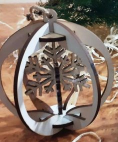 Lazer Kesim 3D Noel Ağacı Süsü Kar Tanesi Dekorasyonu Ücretsiz Vektör