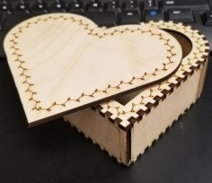 Lazer Kesim Kalp Şeklinde Takı Kutusu DXF Dosyası