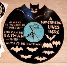 Lazer Kesim Batman Vinil Plak Duvar Saati Ücretsiz Vektör