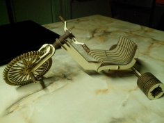 Lazer Kesim Ahşap Drift Trike Ücretsiz Vektör