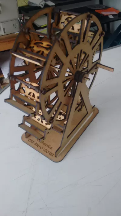 Dönme Dolap 3D Puzzle Ücretsiz Vektör CDR çizimi