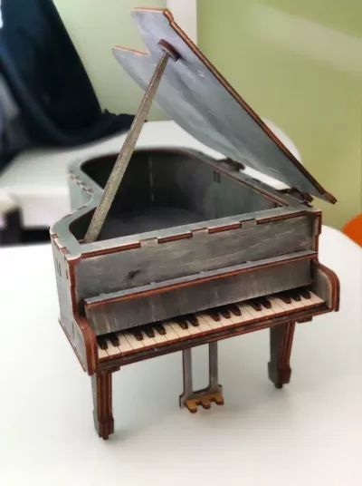 Lazer Kesim Kuyruklu Piyano 3D Puzzle Ücretsiz Vektör CDR çizimi