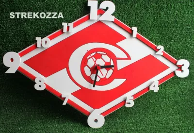 Lazer Kesim Spartak Saat Ücretsiz Vektör CDR çizimi