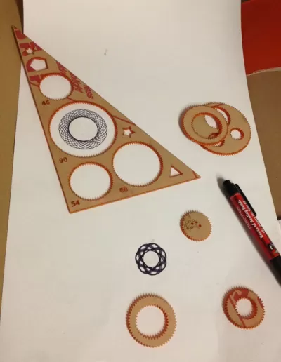 Lazer Kesim Spirograf Çizim Oyuncağı DXF Dosyası DXF çizimi