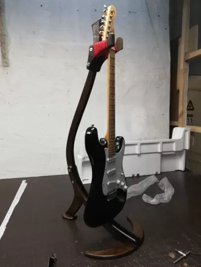 Lazer Kesim Gitar Standı Ücretsiz Vektör CDR çizimi
