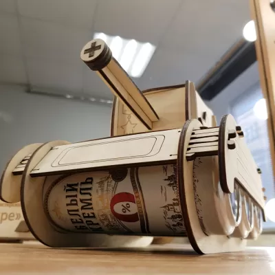 Lazer Kesim Tank Şeklinde Bira Kutusu Tutucu 4mm Ücretsiz Vektör CDR çizimi