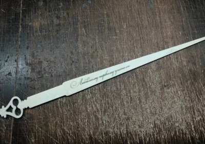 Lazer Kesim Öğretmen Ahşap İşaret Çubuğu Ücretsiz Vektör CDR çizimi