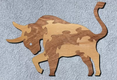Lazer Kesim Boğa Yapbozu Ücretsiz Vektör CDR çizimi