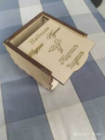 Lazer Kesim Ahşap Kalem Kutusu Kayar Kapaklı Ücretsiz Vektör CDR çizimi
