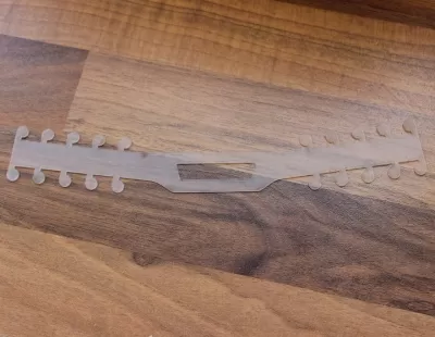 Lazer Kesim Cerrahi Maske Askısı 0.8mm Polipropilen SVG Dosyası SVG çizimi