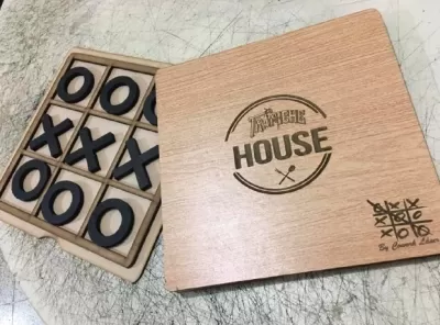 Lazer Kesim Tic-Tac-Toe Oyunu Ücretsiz Vektör CDR çizimi