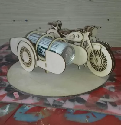 Lazer Kesim Motosiklet İçecek Tutucu Ücretsiz Vektör CDR çizimi