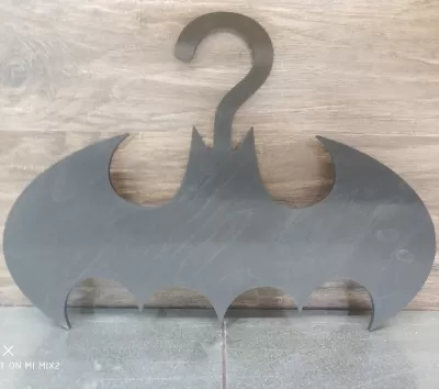 Lazer Kesim Batman Askısı Ücretsiz Vektör CDR çizimi