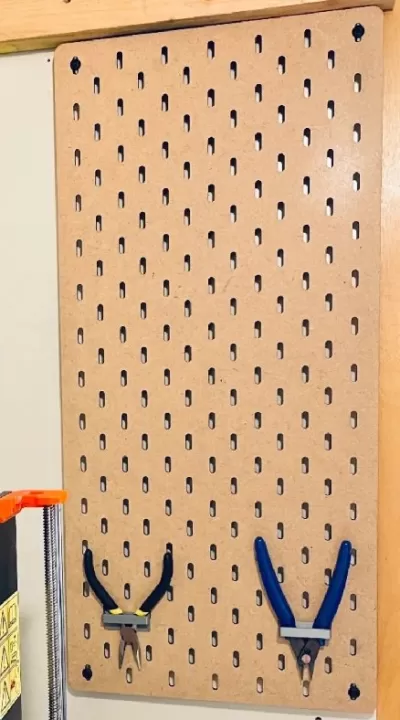 Lazer Kesim Kendin Yap Skadis Desenli Pegboard (Delikli Pano) DXF çizimi