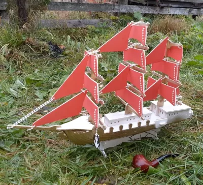 Lazer Kesim Yelkenli Ahşap Gemi Modeli Ücretsiz Vektör CDR çizimi