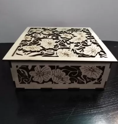 Lazer Kesim Ahşap Dekoratif Kapaklı Hediye Kutusu DXF Dosyası DXF çizimi