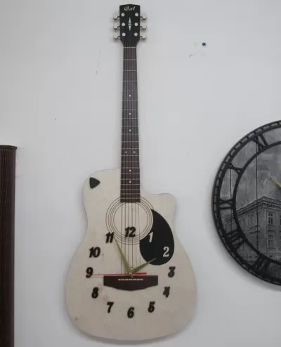 Lazer Kesim Gitar Duvar Saati Ücretsiz Vektör CDR çizimi