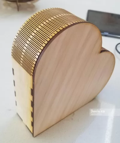 Lazer Kesim Basit Kalp Şeklinde Kutu SVG Dosyası SVG çizimi