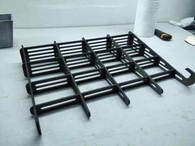 Lazer Kesim Ahşap Laptop Standı Ücretsiz Vektör CDR çizimi
