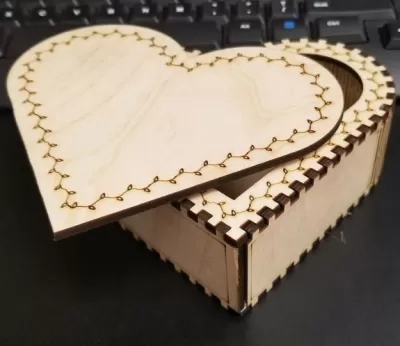 Lazer Kesim Kalp Şeklinde Takı Kutusu DXF Dosyası DXF çizimi