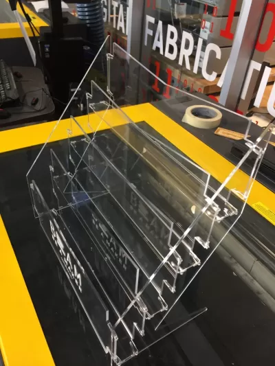 Lazer Kesim Broşür Tutucu 3mm Ücretsiz Vektör CDR çizimi