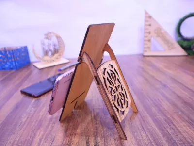 Lazer Kesim Ahşap Masa Telefon Standı Ücretsiz Vektör CDR çizimi