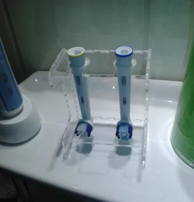 Lazer Kesim Oral-B Diş Fırçası Tutucu Ücretsiz Vektör CDR çizimi