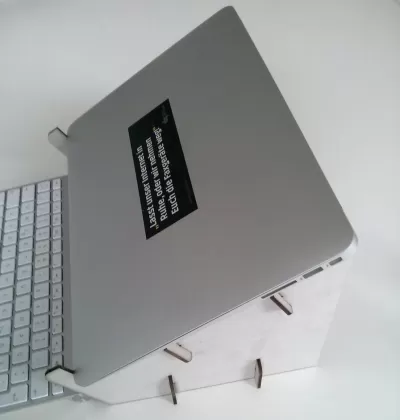 Lazer Kesim Karton Macbook Air Standı Laptop Standı SVG Dosyası SVG çizimi