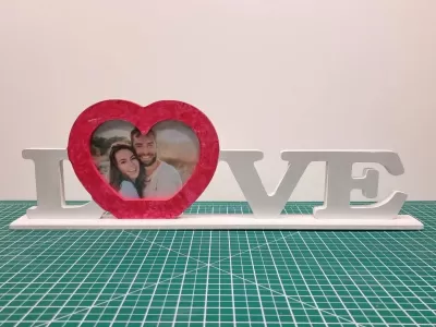 Lazer Kesim Aşk Fotoğraf Çerçevesi Sevgililer Günü Hediyesi CDR çizimi