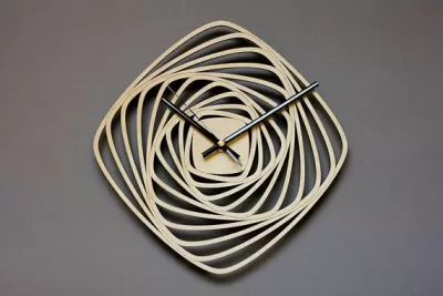 Saatler kareler spiral şeklinde Ücretsiz Vektör CDR çizimi